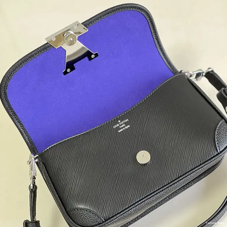 Fashion Reps Bag 2209HT0009 LV 0523